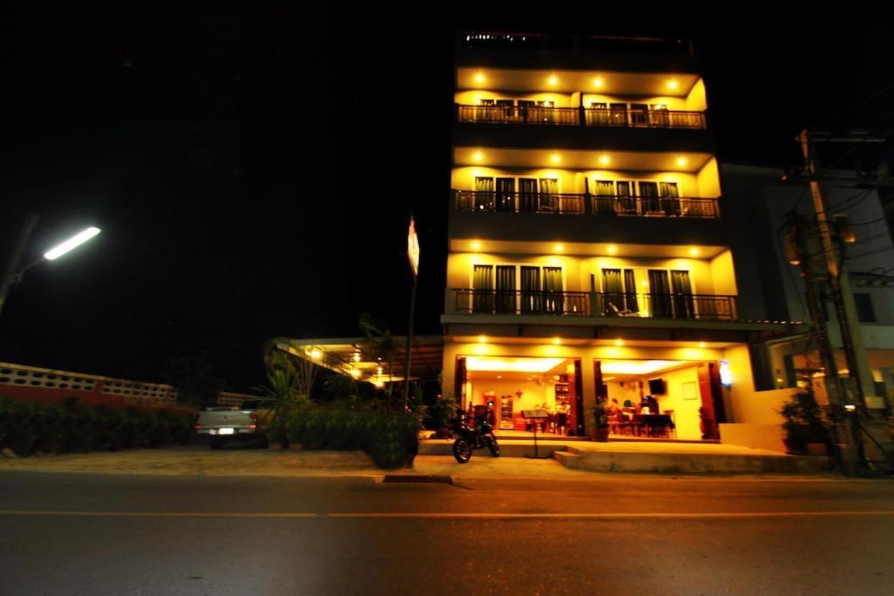 Choophorn House Sha Hotel Bãi biển Kata Ngoại thất bức ảnh