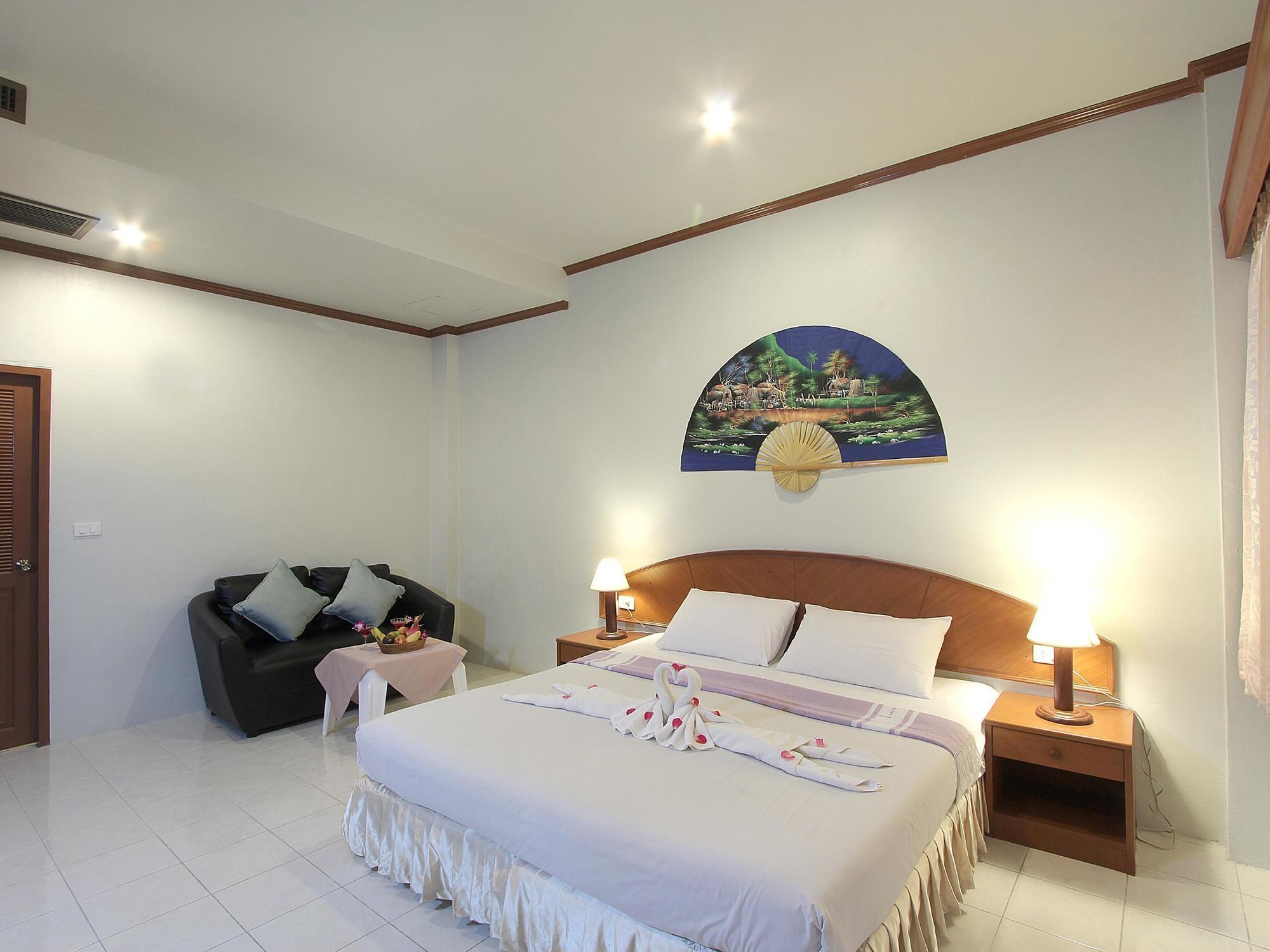 Choophorn House Sha Hotel Bãi biển Kata Ngoại thất bức ảnh