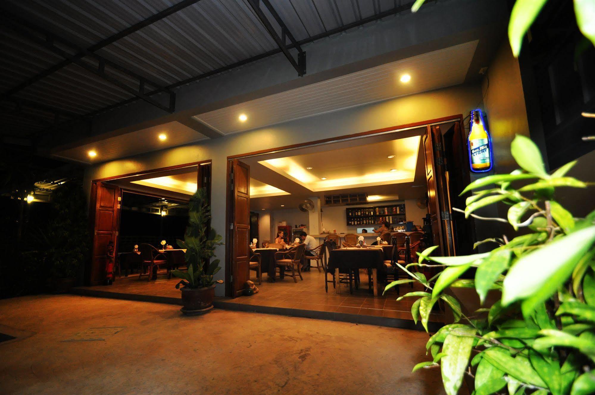 Choophorn House Sha Hotel Bãi biển Kata Ngoại thất bức ảnh
